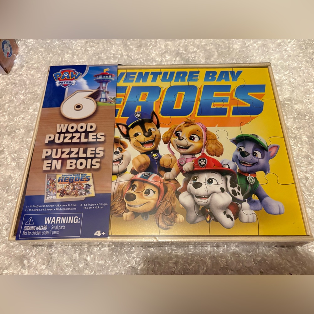 Paw Patrol Adventure Bay Heroes Puzzle Set - Blue, Yellow, Brown